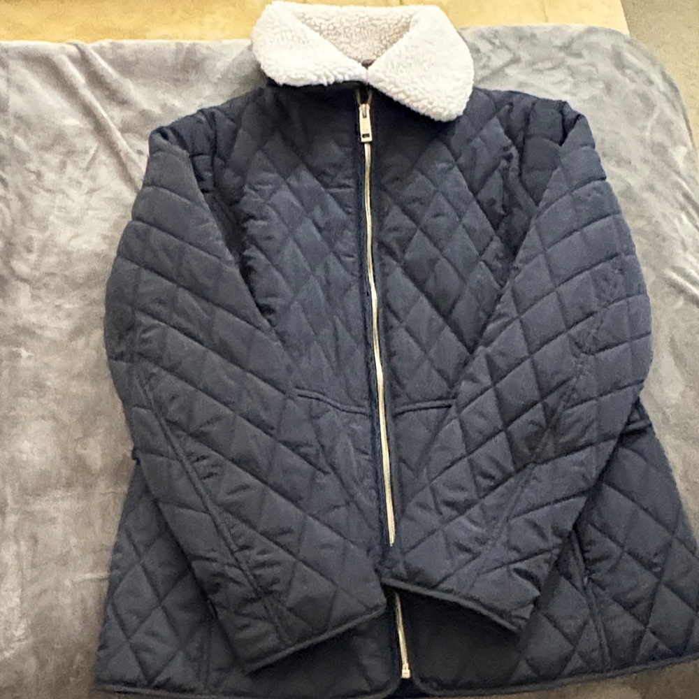 MICHAEL Michael Kors Quilted Black Puffer with Cream Shearling Collar - Picture 4 of 11